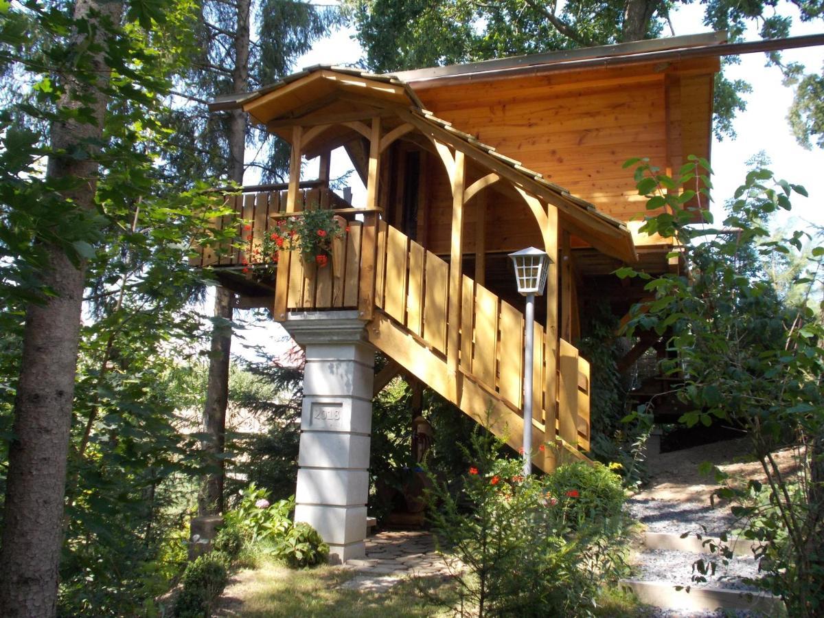 Baumhaus Wolfshoehle Fischach Exteriér fotografie