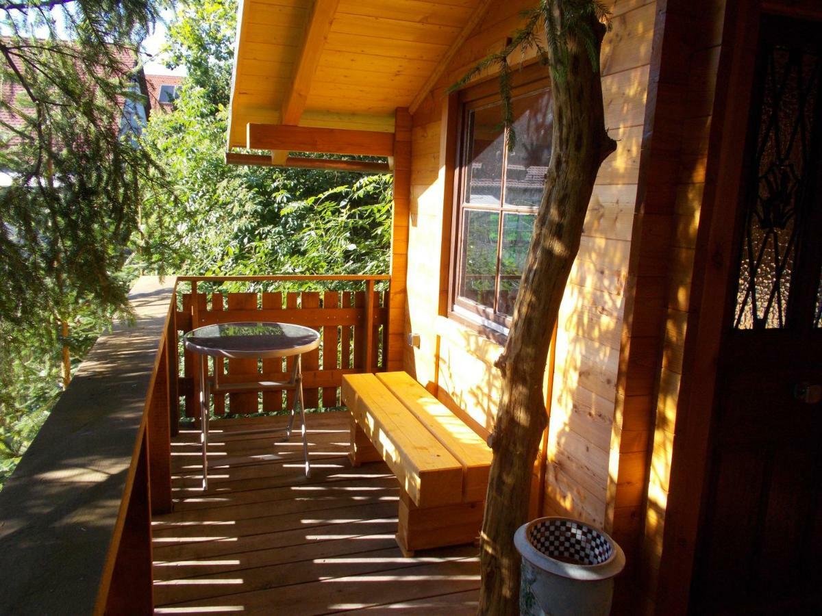 Baumhaus Wolfshoehle Fischach Exteriér fotografie